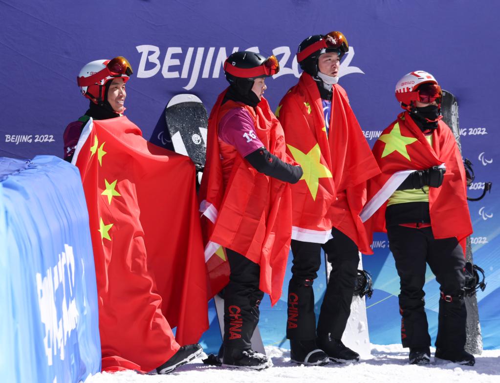 全天綜合：殘奧單板滑雪創(chuàng)造“名場(chǎng)面” 中國(guó)繼續(xù)領(lǐng)跑獎(jiǎng)牌榜