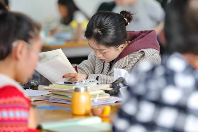 考研國家線普遍大幅上漲，專家建言應全面評估考生研究能力
