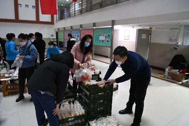 東北師大：將戰(zhàn)“疫”臨時黨支部建在學生宿舍