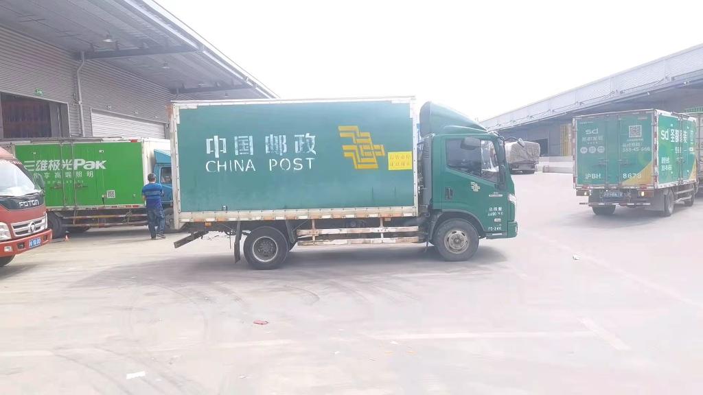 上海全力以赴“保供應(yīng)”