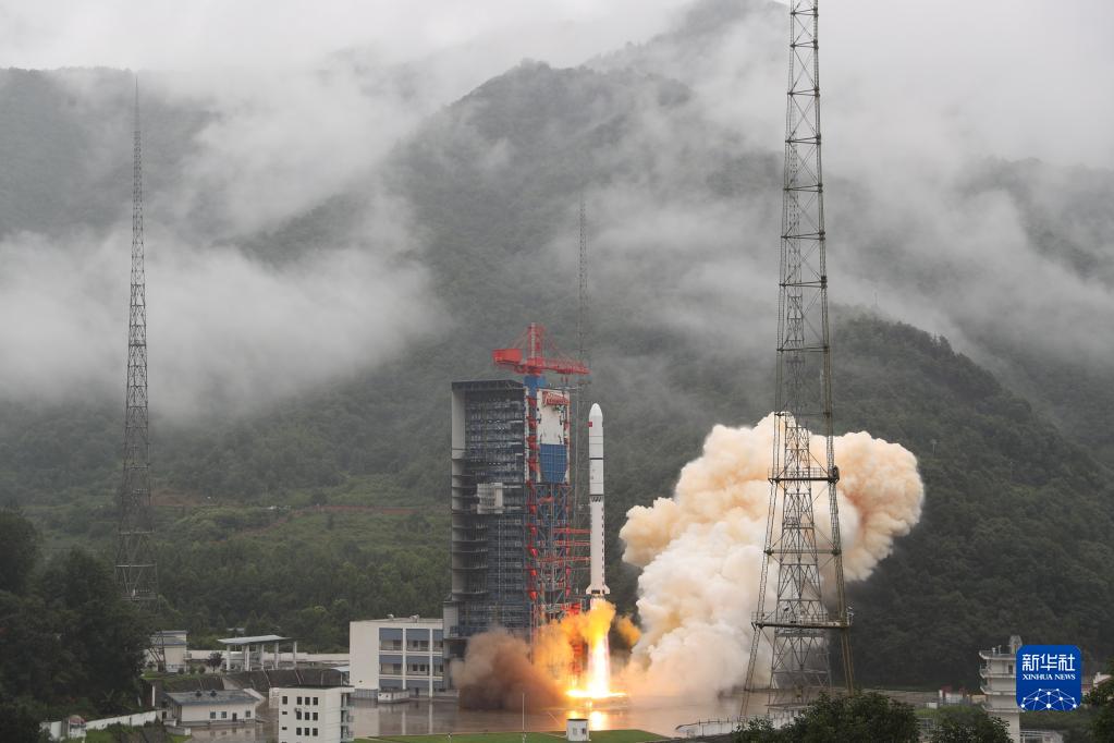 一箭三星！我國成功發(fā)射遙感三十五號(hào)02組衛(wèi)星