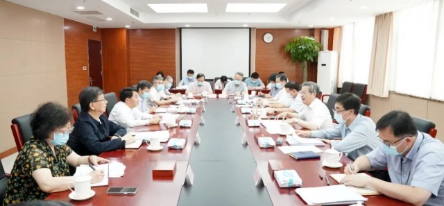 陳一新：堅決整治利用“食品”“保健品”詐騙老人問題