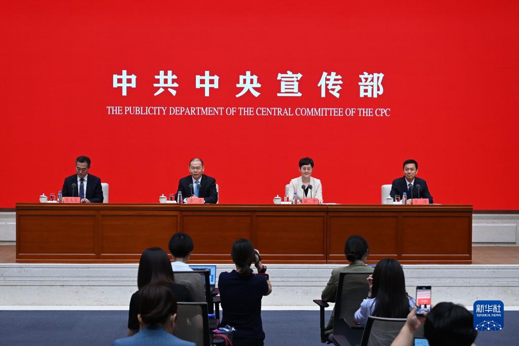 夯實(shí)民生之本 增進(jìn)民生福祉——“中國這十年”系列主題新聞發(fā)布會(huì)聚焦新時(shí)代就業(yè)和社會(huì)保障成就