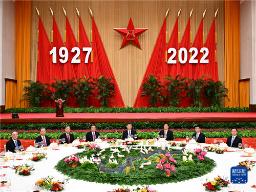 國防部舉行盛大招待會 熱烈慶祝中國人民解放軍建軍95周年 中共中央總書記國家主席中央軍委主席習(xí)近平和李克強(qiáng)栗戰(zhàn)書汪洋王滬寧趙樂際韓正王岐山出席