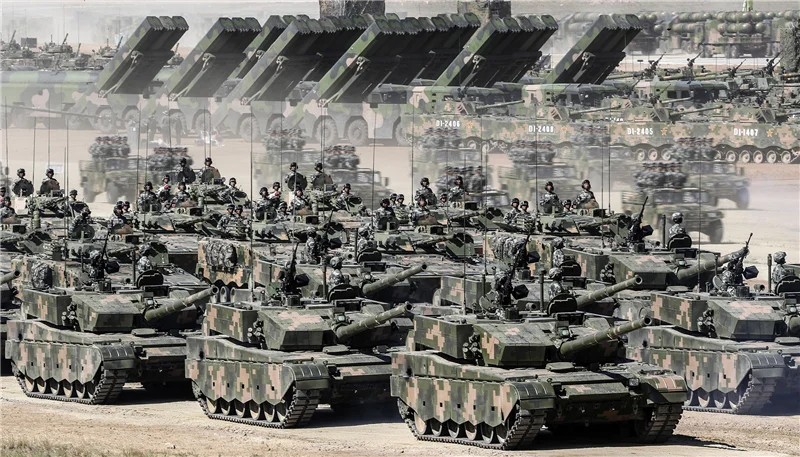解放軍報刊發(fā)解辛平文章：向世界宣告，我們是一支不可戰(zhàn)勝的力量！