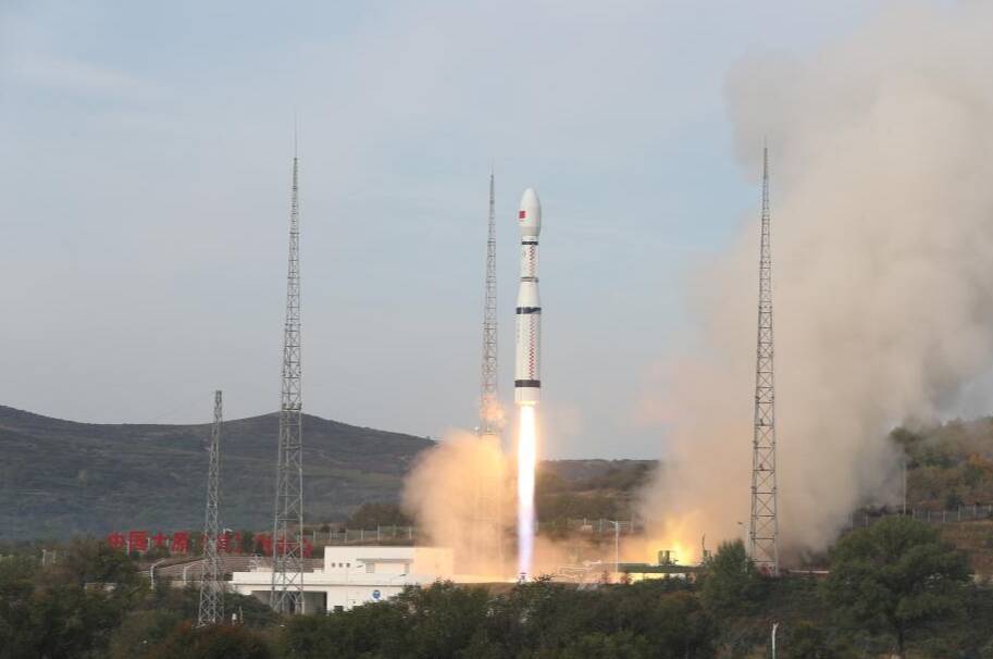 我國(guó)成功發(fā)射試驗(yàn)十六號(hào)A/B星和試驗(yàn)十七號(hào)衛(wèi)星