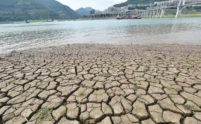 長江流域多地持續(xù)干旱已超70天 中國雨帶北移了嗎？