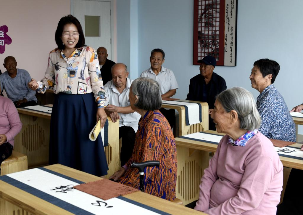 全力守護(hù)2.67億多老年人健康養(yǎng)老——2021年度國家老齡事業(yè)發(fā)展公報(bào)透視