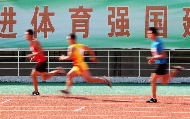 建設(shè)體育強(qiáng)國(guó)，為社會(huì)提供強(qiáng)大正能量