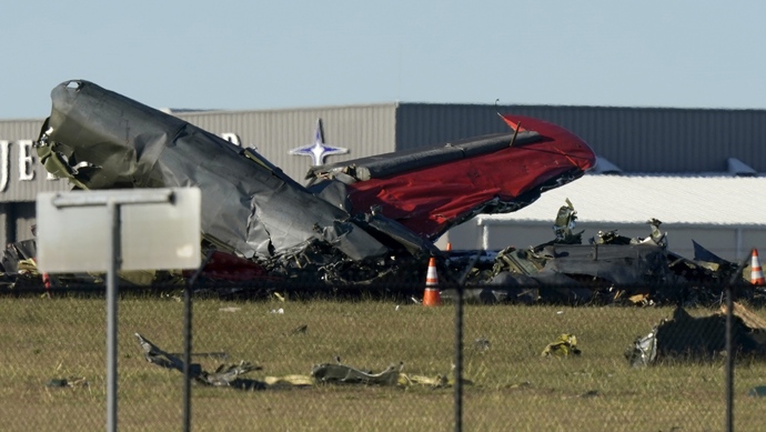 美國航展飛機相撞墜毀事故致6人死亡