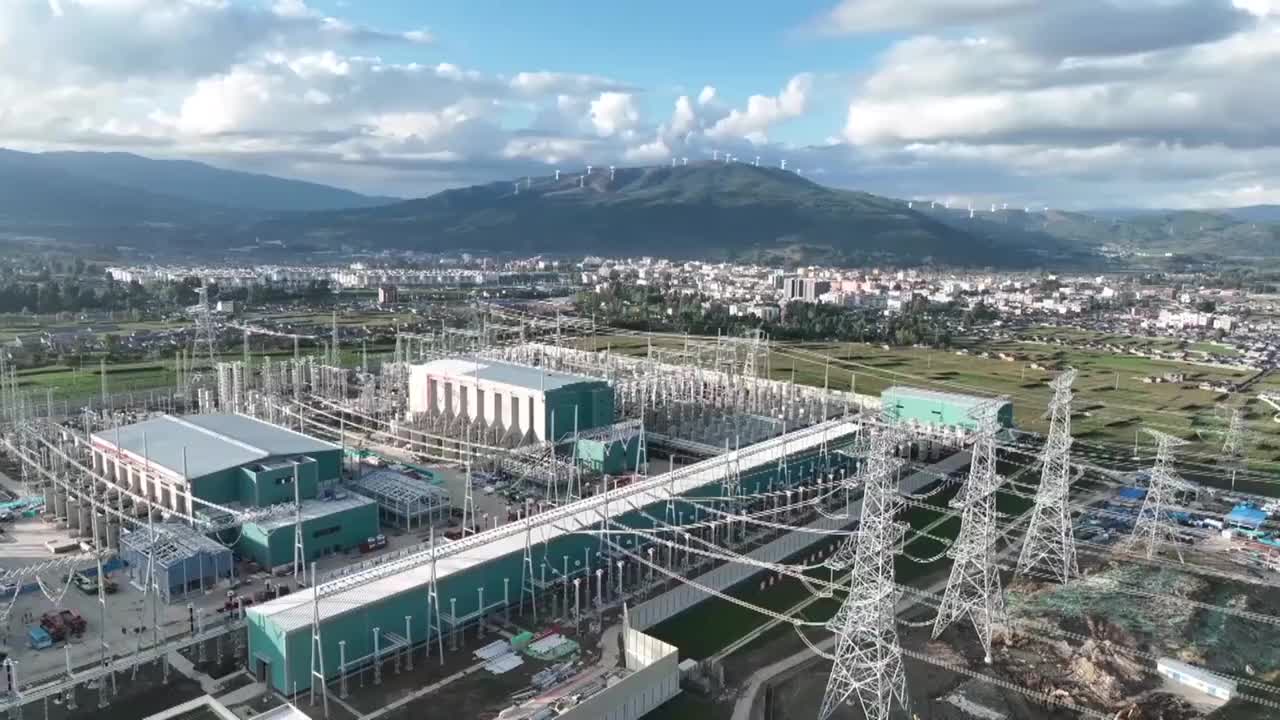 白鶴灘至浙江±800千伏特高壓直流輸電工程四川段全線貫通