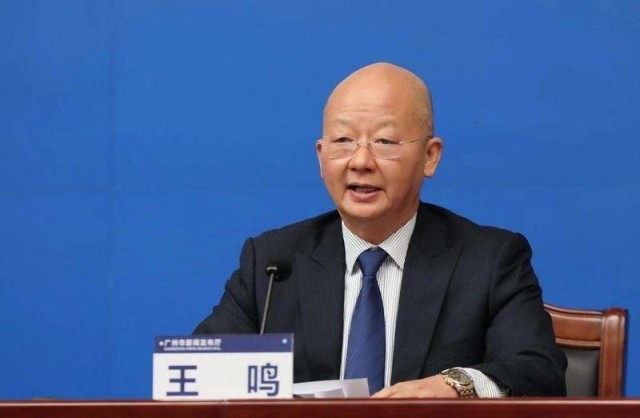 老年人為何應(yīng)接種新冠疫苗?有不良反應(yīng)怎么辦？專家解答