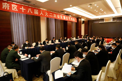 江紹華參加新區(qū)代表團(tuán)審議《政府工作報(bào)告》時(shí)強(qiáng)調(diào) 堅(jiān)定信心 迎難而上 推動經(jīng)濟(jì)社會持續(xù)健康發(fā)展