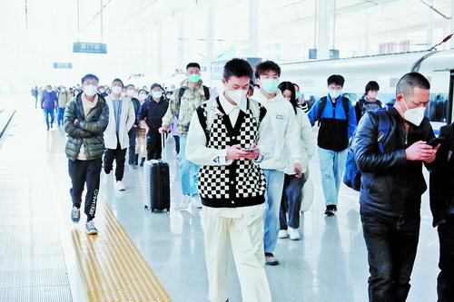 2023春運(yùn)客流量顯著提升 如何答好新“考卷”？