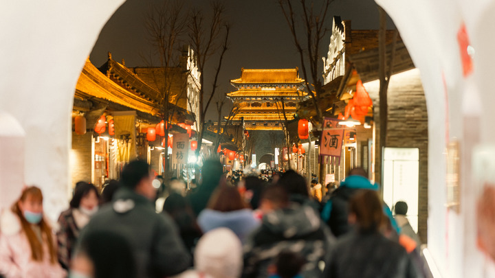 中國古城在文化保護與旅游開發(fā)中煥發(fā)生機