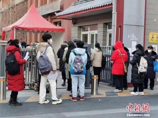 公務(wù)員招考熱度不減，年輕人“考公”更看重什么？