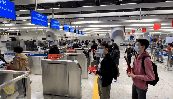 加快復(fù)蘇步伐！香港將送50萬張機票吸引旅客