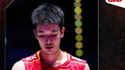 祝賀！00后李詩灃首奪世界羽聯(lián)全英賽男單冠軍
