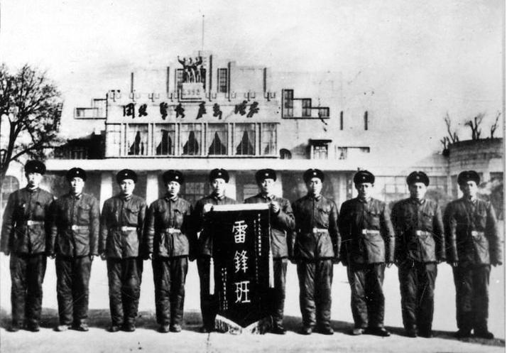 組圖｜“雷鋒班”：讓雷鋒精神煥發(fā)永恒的光輝