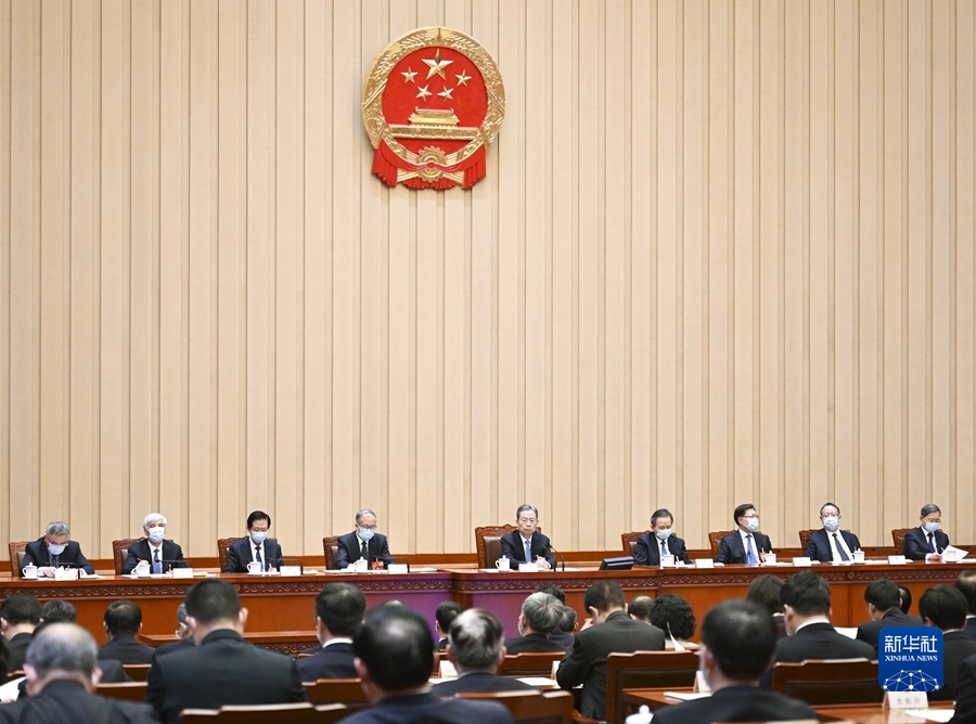 十四屆全國人大一次會議主席團舉行第九次會議