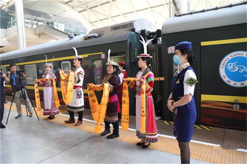 多地推出特色旅游專列 推動(dòng)旅游市場(chǎng)復(fù)蘇