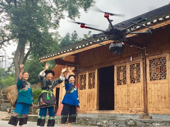 鄉(xiāng)村振興，高職生搭無人機“起飛”