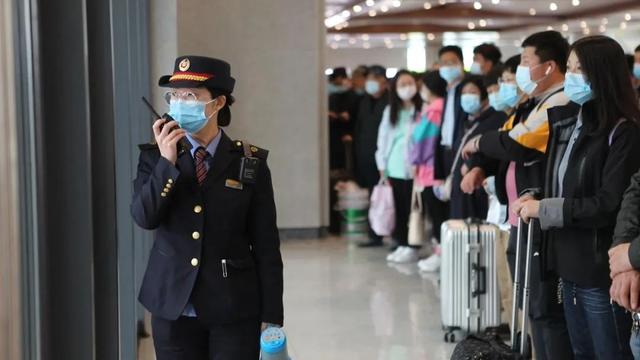 鐵路部門將加大“五一”假期運力投放