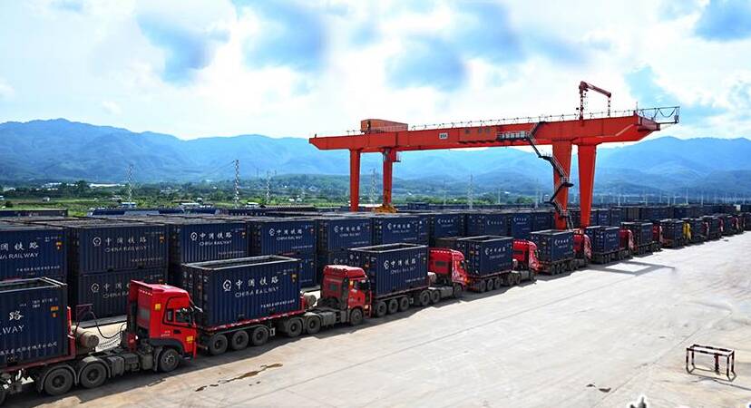 中老鐵路開(kāi)通超500天 累計(jì)發(fā)送貨物1884萬(wàn)噸