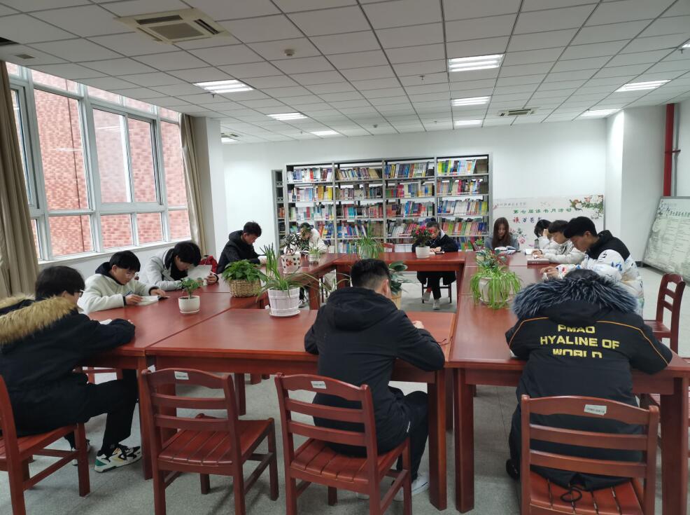 中國青基會舉辦系列讀書活動
