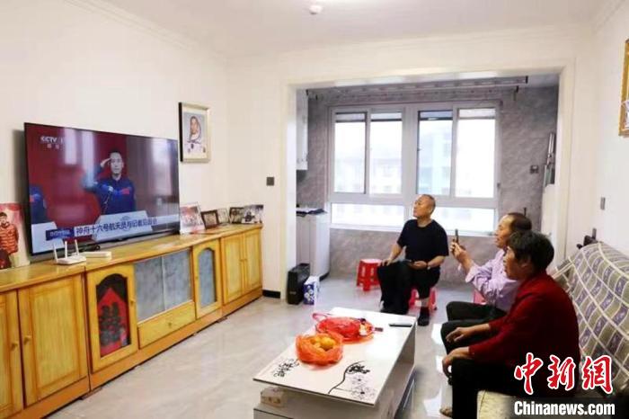 航天員朱楊柱父母期待兒子“飛天”凱旋 煮上他愛吃的豬肉餃子