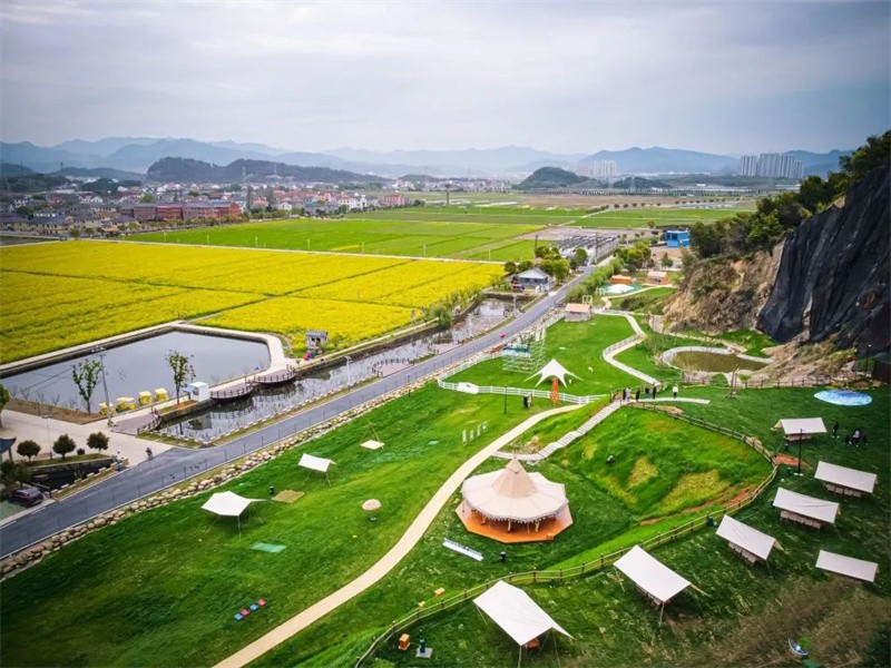啟動(dòng)二十年 青年融入鄉(xiāng)村建設(shè) “千萬工程”青年味越來越濃