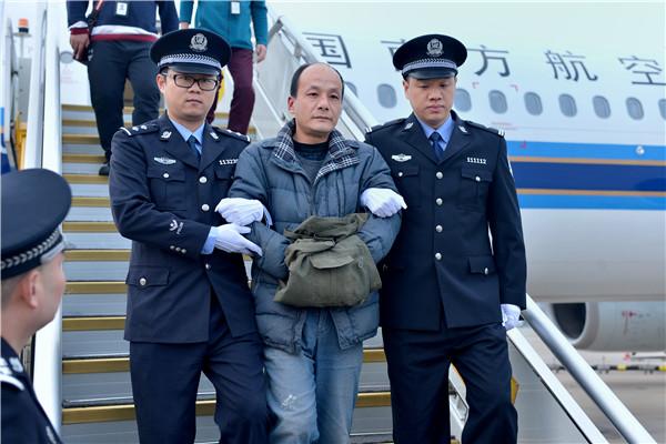 有逃必追、一追到底！上半年共追回外逃人員582人