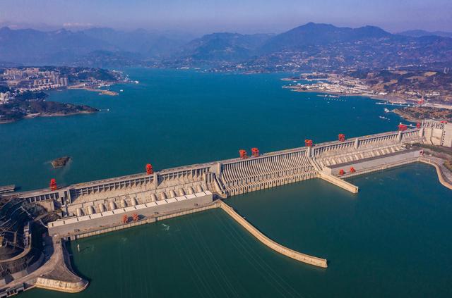 三峽電站投產(chǎn)發(fā)電20年累計(jì)發(fā)出清潔電能超16000億千瓦時(shí)
