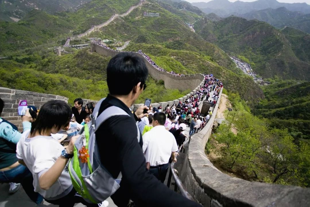 上半年，國內(nèi)旅游總?cè)舜瓮仍鲩L超六成 文旅消費(fèi)強(qiáng)勁復(fù)蘇