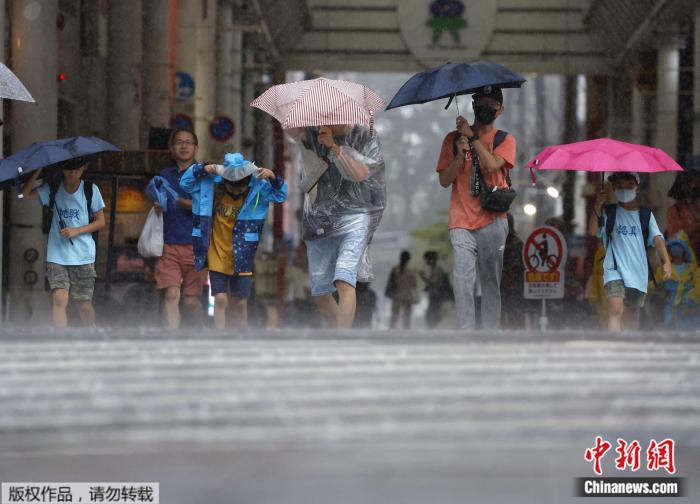 “卡努”和“蘭恩”同時逼近 日本將遭遇雙臺風(fēng)襲擊？
