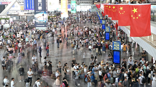 哪些時(shí)段是出行高峰、什么地方易堵車(chē)？中秋國(guó)慶假期出行提示來(lái)了！
