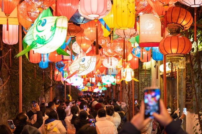 “中國年”升級為“世界年” 春節(jié)被列入聯(lián)合國假日意味著什么？