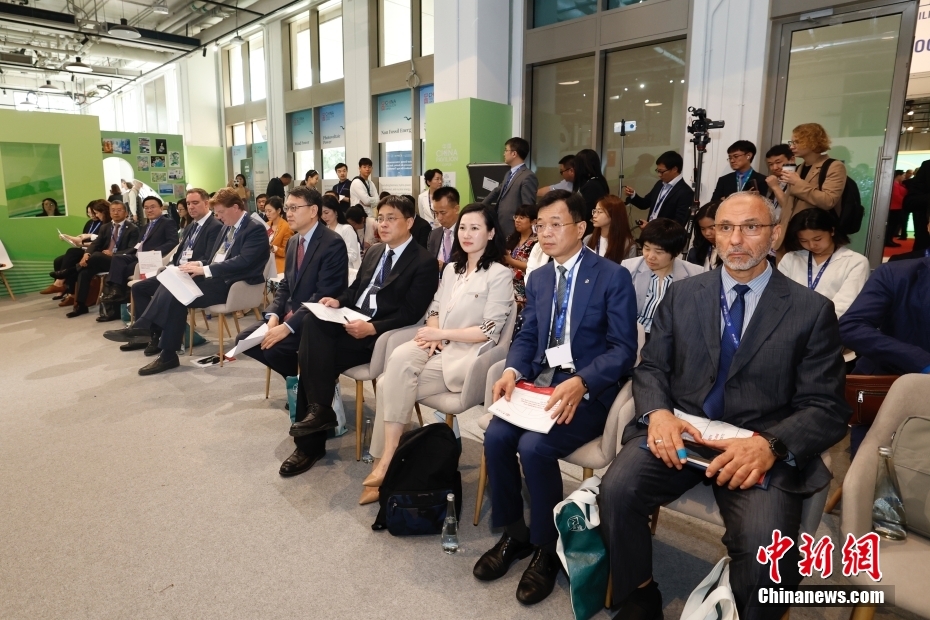 COP28“綠色金融與氣候應(yīng)對(duì)：中國(guó)銀行業(yè)的角色與機(jī)遇”邊會(huì)在迪拜舉行