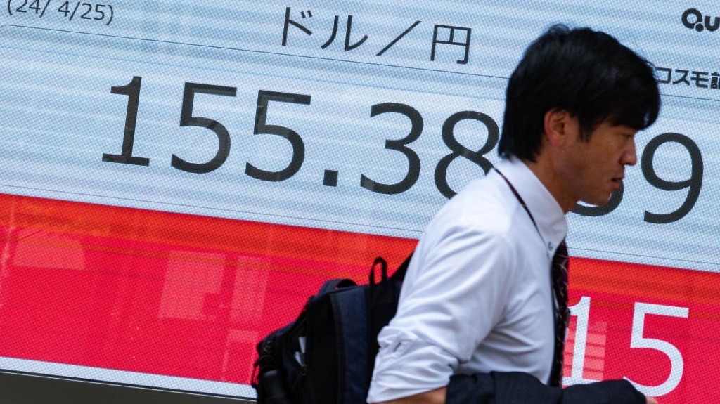 多國(guó)貨幣對(duì)美元大幅貶值 “跌跌不休”為哪般？