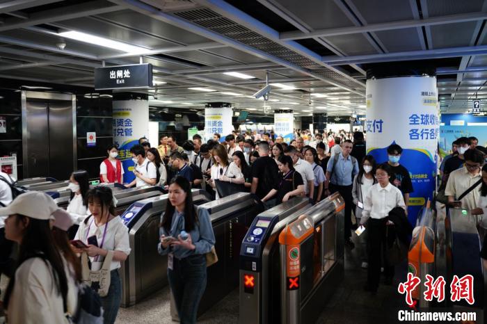 “五一”假期廣州地鐵總運客約4500萬人次