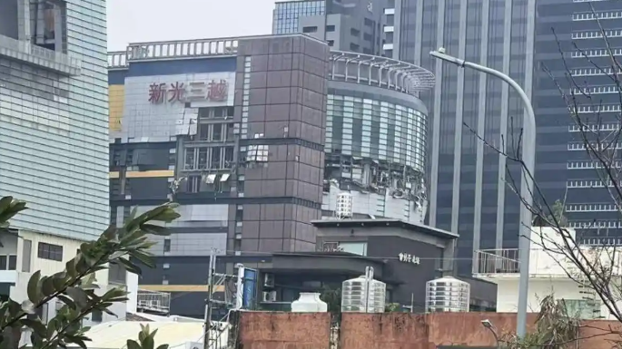 臺中百貨大樓爆炸事故已致4死30傷 災(zāi)情已初步控制