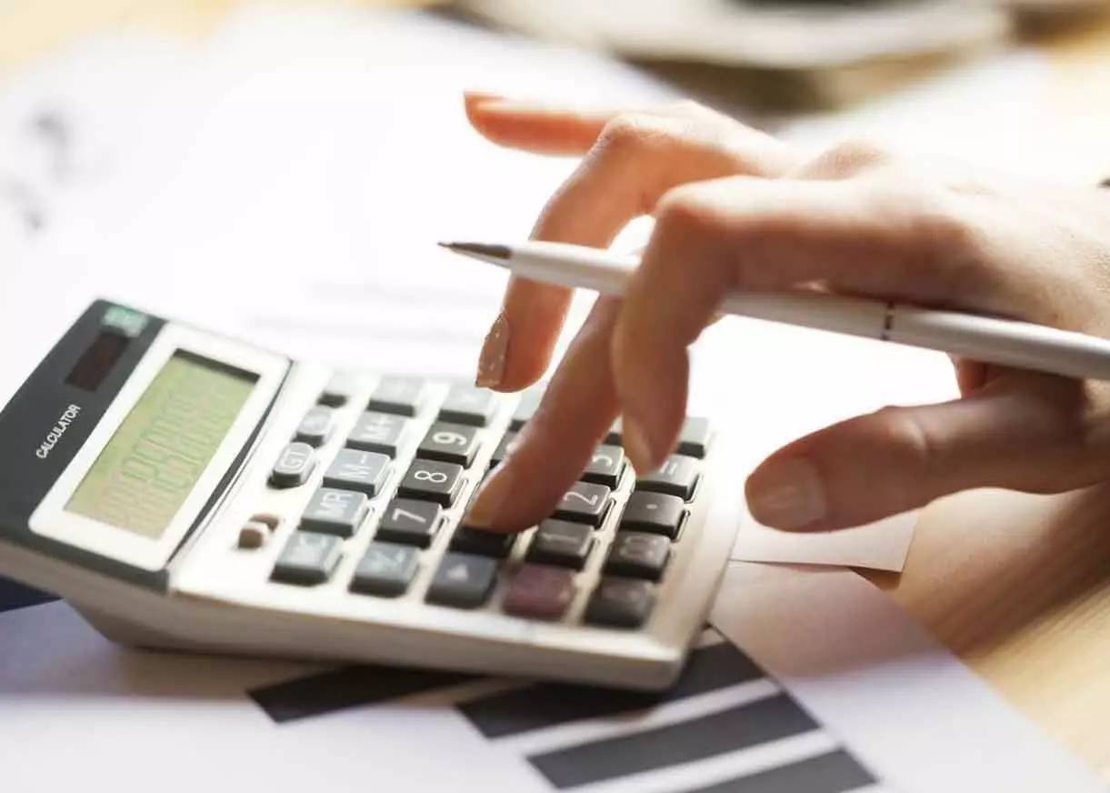 提振消費(fèi)為何要給支出做“減法”？具體怎么減？詳細(xì)解讀