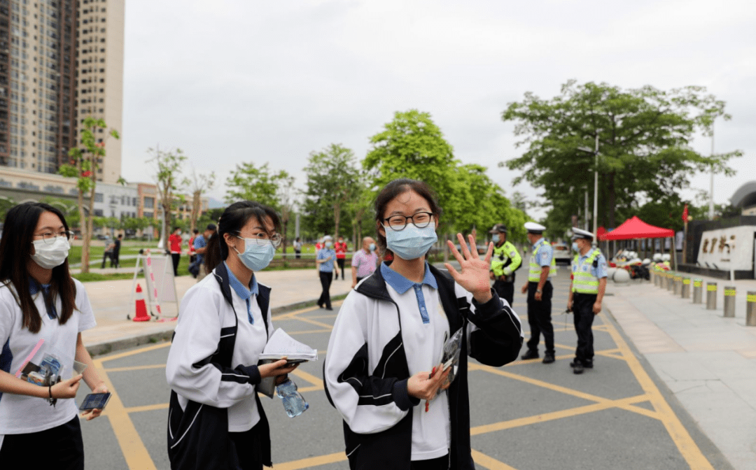 2025年全國高考報(bào)名人數(shù)1335萬人