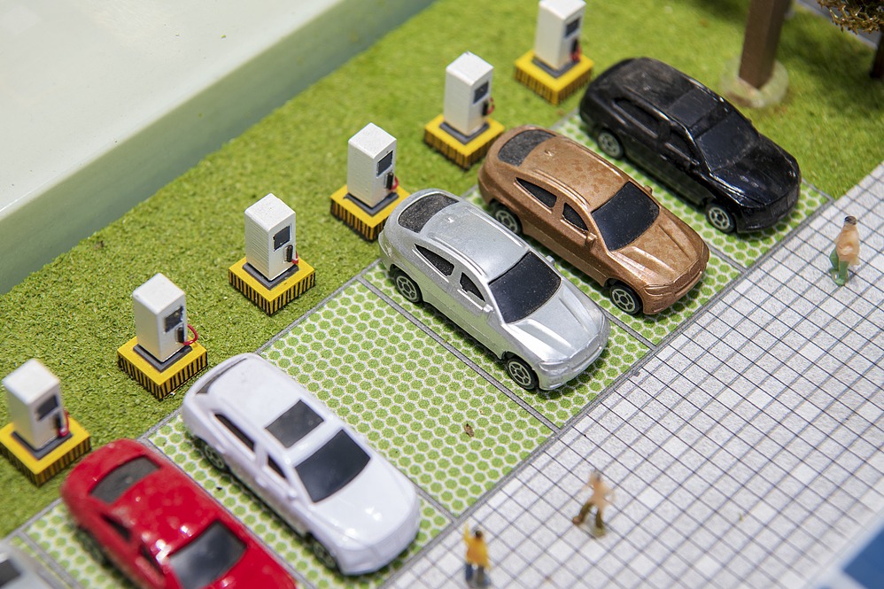商務部回應汽車行業(yè)“內卷”：配合相關部門加強綜合整治與合規(guī)引導